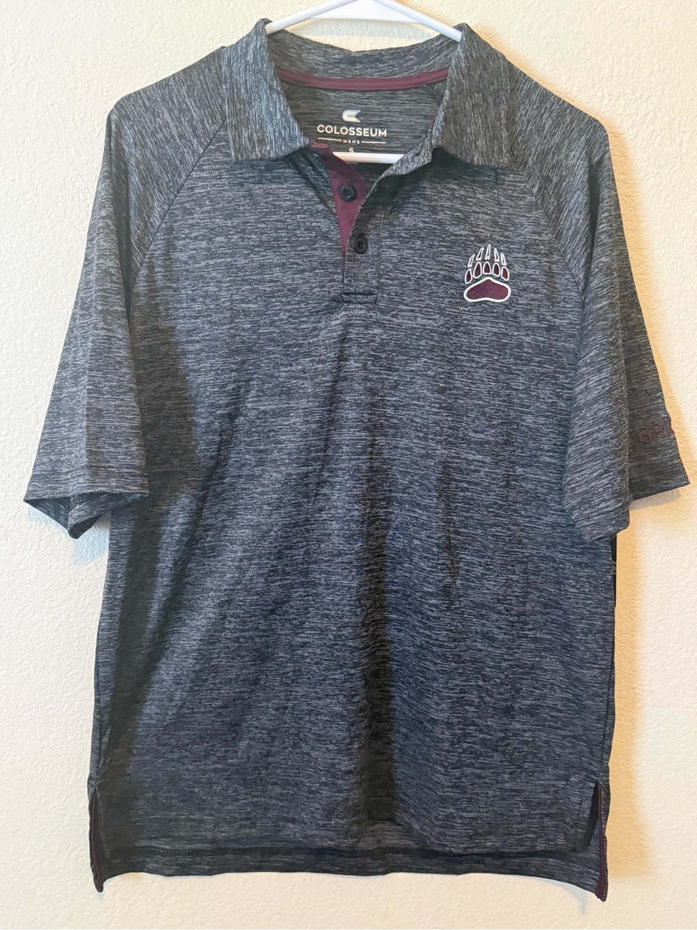 NCAA Montana Grizzlies Down Swing Raglan Polo Size Small NWT Heather Grey